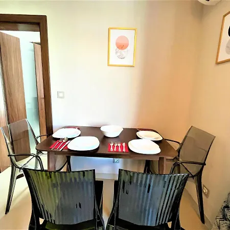 Apartament Botabara 312 Front *